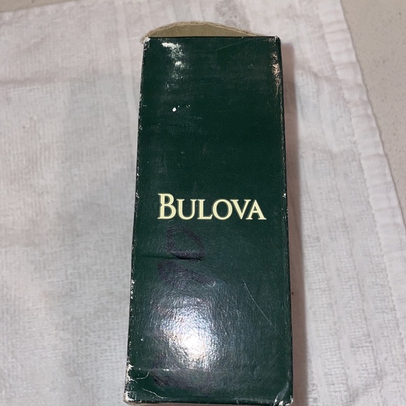 Bulova Alarm Clock - Picture 12 of 16